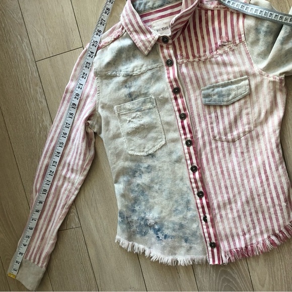 Free People We The Free Americana Distressed Button Down Shirt Size XS - Picture 2 of 15